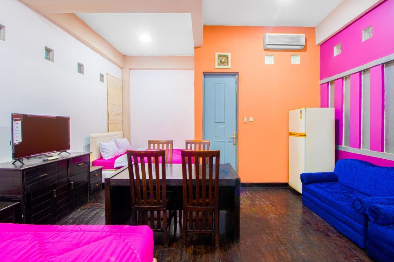 Hotel Tobana House Bintaro Jakarta Exterior foto