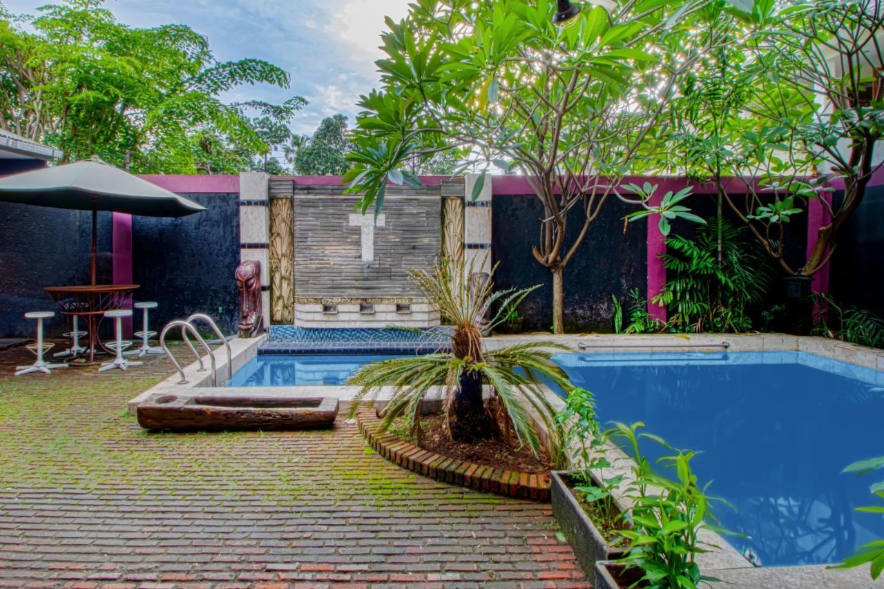 Hotel Tobana House Bintaro Jakarta Exterior foto